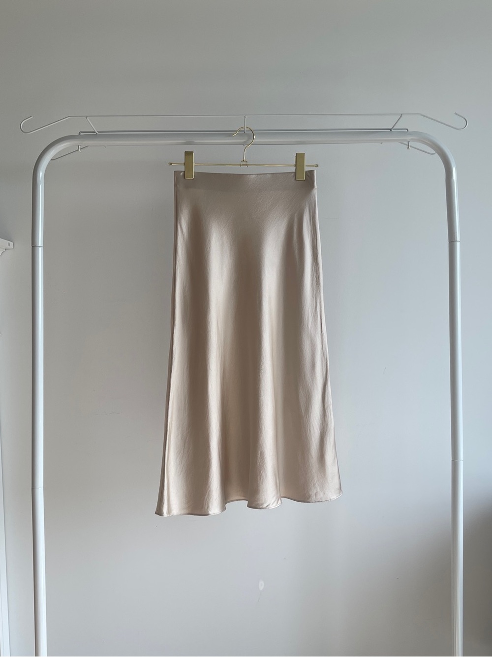 Quince 100% Silk Light Taupe Midi Skirt